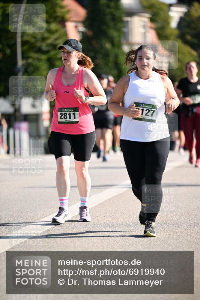 01.09.2024 - BARMER Alsterlauf Dr. Thomas Lammeyer http://msf.ph/oto/6919940 01.09.2024 09:51:44 Laufen 135, 2811, 15, 127 meine-sportfotos.de
