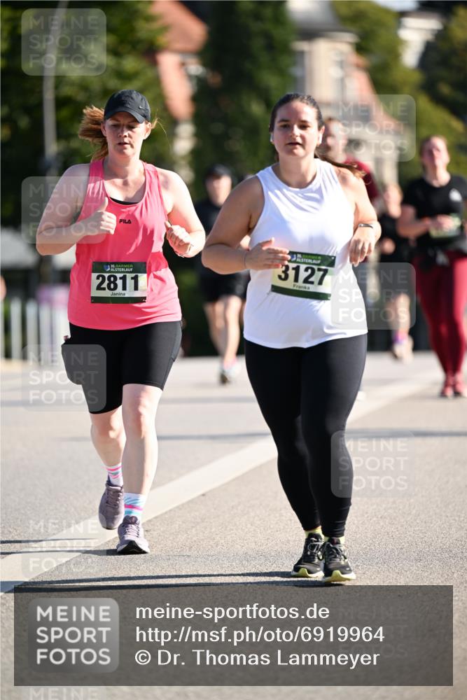 01.09.2024 - BARMER Alsterlauf Dr. Thomas Lammeyer http://msf.ph/oto/6919964 01.09.2024 09:51:45 Laufen 35, 2811, 3127 meine-sportfotos.de