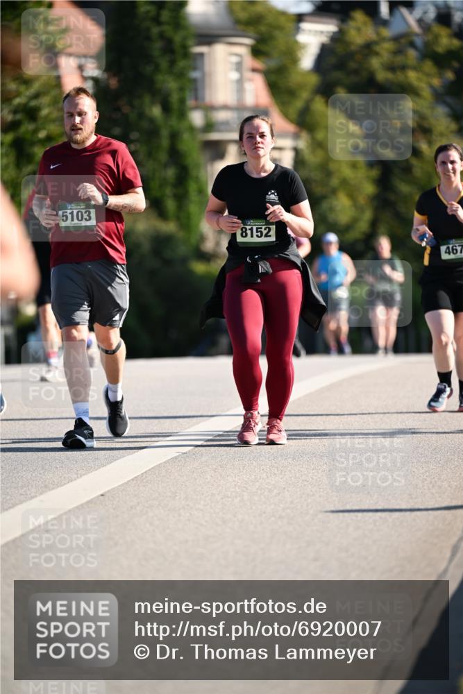 01.09.2024 - BARMER Alsterlauf Dr. Thomas Lammeyer http://msf.ph/oto/6920007 01.09.2024 09:51:47 Laufen 5103, 8152, 467 meine-sportfotos.de