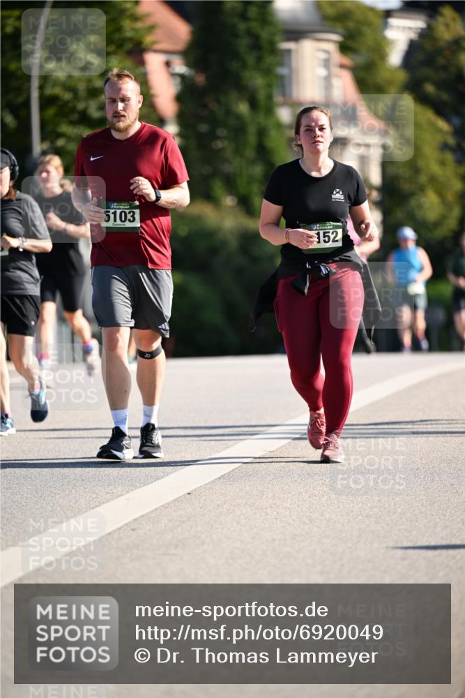01.09.2024 - BARMER Alsterlauf Dr. Thomas Lammeyer http://msf.ph/oto/6920049 01.09.2024 09:51:48 Laufen 5103, 152 meine-sportfotos.de