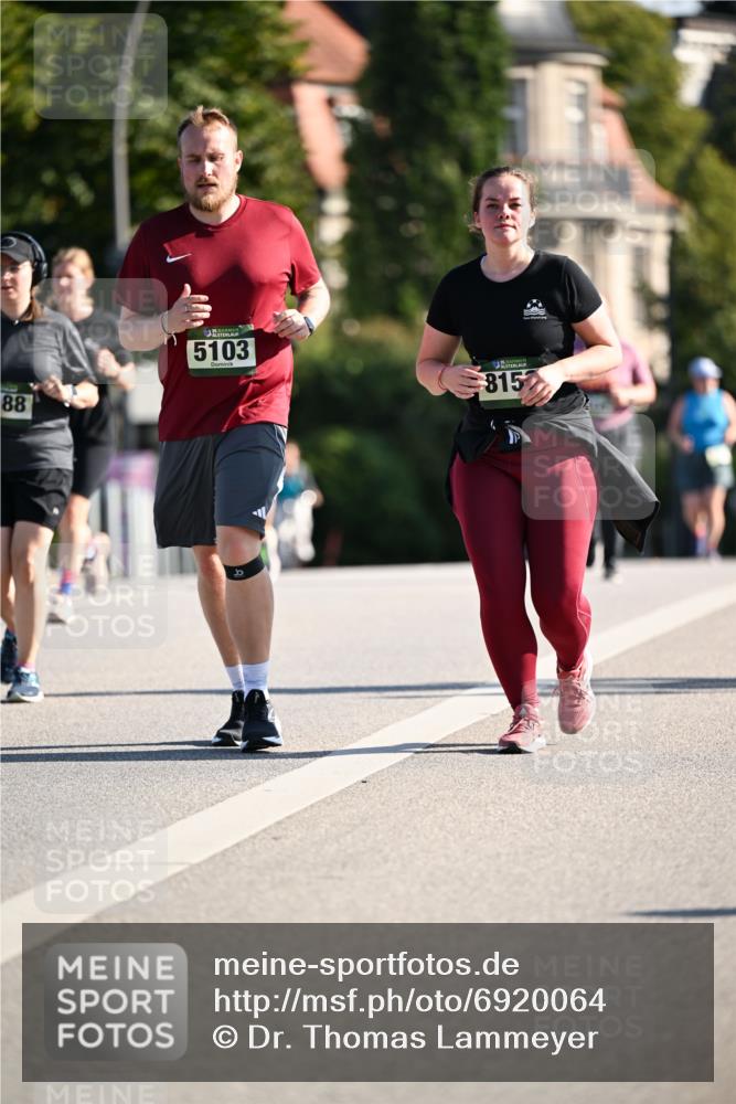 01.09.2024 - BARMER Alsterlauf Dr. Thomas Lammeyer http://msf.ph/oto/6920064 01.09.2024 09:51:48 Laufen 88, 5103, 815 meine-sportfotos.de