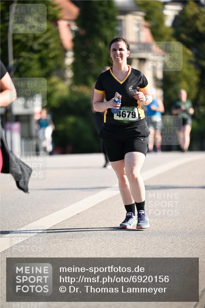 01.09.2024 - BARMER Alsterlauf Dr. Thomas Lammeyer http://msf.ph/oto/6920156 01.09.2024 09:51:52 Laufen 35, 4679 meine-sportfotos.de