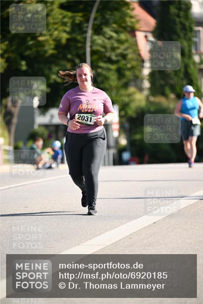 01.09.2024 - BARMER Alsterlauf Dr. Thomas Lammeyer http://msf.ph/oto/6920185 01.09.2024 09:51:56 Laufen 10, 2031 meine-sportfotos.de