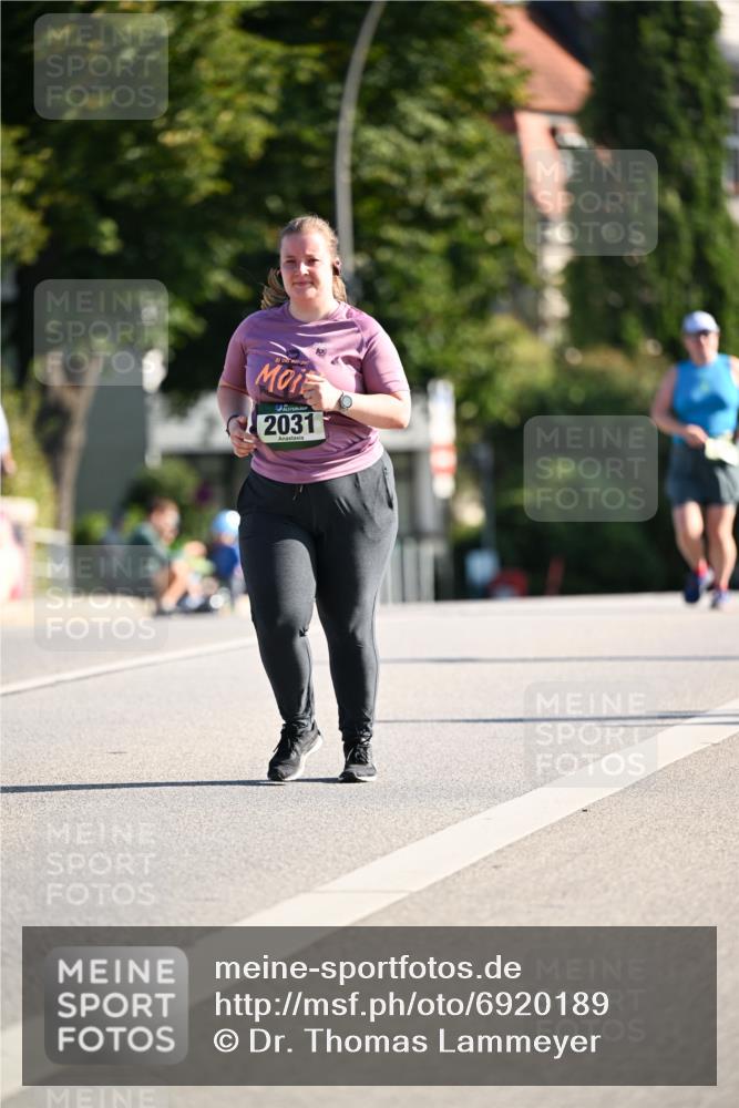 01.09.2024 - BARMER Alsterlauf Dr. Thomas Lammeyer http://msf.ph/oto/6920189 01.09.2024 09:51:57 Laufen 2031 meine-sportfotos.de