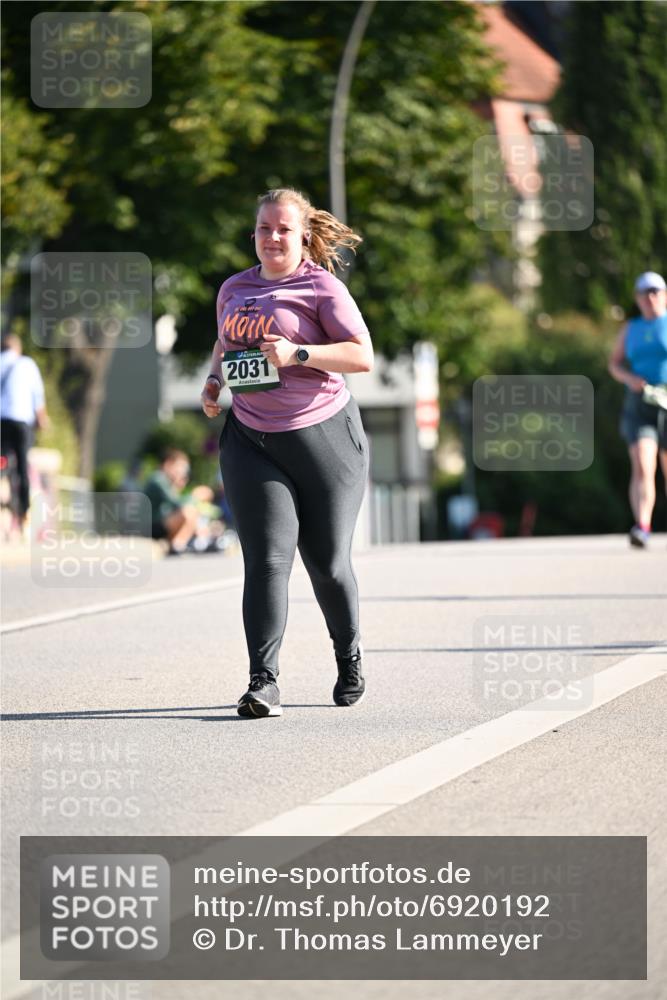 01.09.2024 - BARMER Alsterlauf Dr. Thomas Lammeyer http://msf.ph/oto/6920192 01.09.2024 09:51:57 Laufen 2031 meine-sportfotos.de
