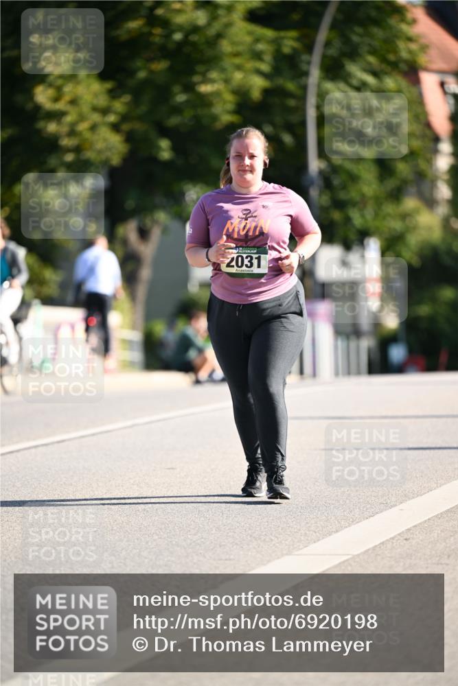 01.09.2024 - BARMER Alsterlauf Dr. Thomas Lammeyer http://msf.ph/oto/6920198 01.09.2024 09:51:57 Laufen 2031 meine-sportfotos.de