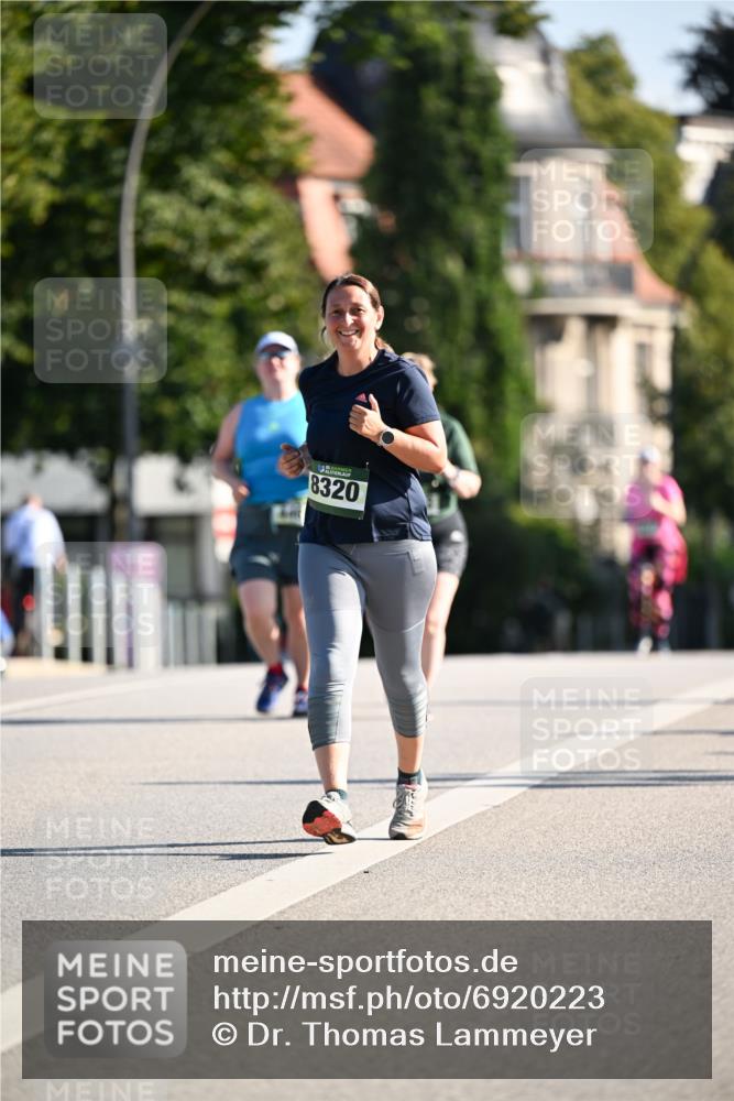 01.09.2024 - BARMER Alsterlauf Dr. Thomas Lammeyer http://msf.ph/oto/6920223 01.09.2024 09:52:00 Laufen 8320 meine-sportfotos.de