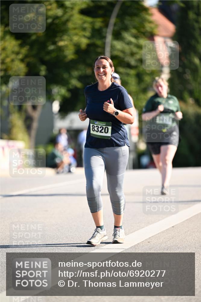 01.09.2024 - BARMER Alsterlauf Dr. Thomas Lammeyer http://msf.ph/oto/6920277 01.09.2024 09:52:01 Laufen 5, 8320 meine-sportfotos.de