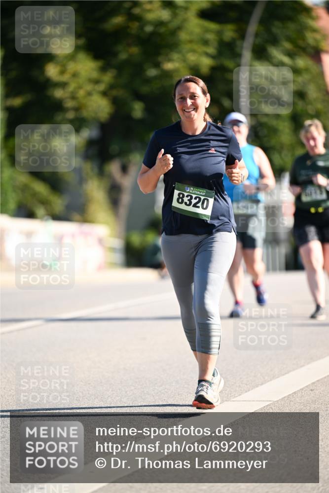01.09.2024 - BARMER Alsterlauf Dr. Thomas Lammeyer http://msf.ph/oto/6920293 01.09.2024 09:52:02 Laufen 16135, 8320 meine-sportfotos.de