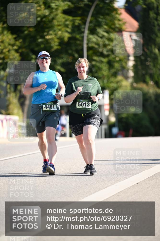 01.09.2024 - BARMER Alsterlauf Dr. Thomas Lammeyer http://msf.ph/oto/6920327 01.09.2024 09:52:04 Laufen 4461, 35, 5013 meine-sportfotos.de