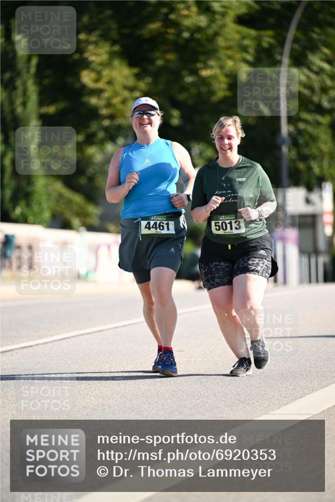 01.09.2024 - BARMER Alsterlauf Dr. Thomas Lammeyer http://msf.ph/oto/6920353 01.09.2024 09:52:04 Laufen 4461, 5013 meine-sportfotos.de