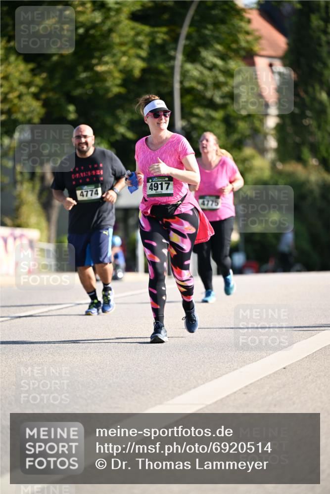 01.09.2024 - BARMER Alsterlauf Dr. Thomas Lammeyer http://msf.ph/oto/6920514 01.09.2024 09:52:14 Laufen 4774, 4917, 4775 meine-sportfotos.de