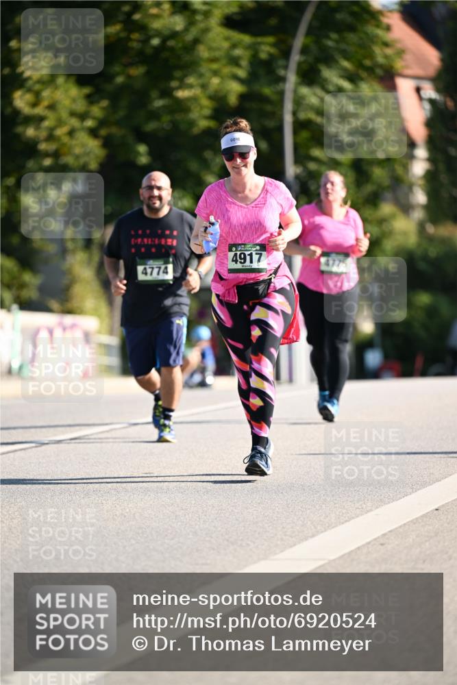 01.09.2024 - BARMER Alsterlauf Dr. Thomas Lammeyer http://msf.ph/oto/6920524 01.09.2024 09:52:14 Laufen 4774, 4917, 4775 meine-sportfotos.de