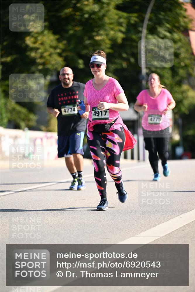01.09.2024 - BARMER Alsterlauf Dr. Thomas Lammeyer http://msf.ph/oto/6920543 01.09.2024 09:52:14 Laufen 4774, 4917, 4775 meine-sportfotos.de