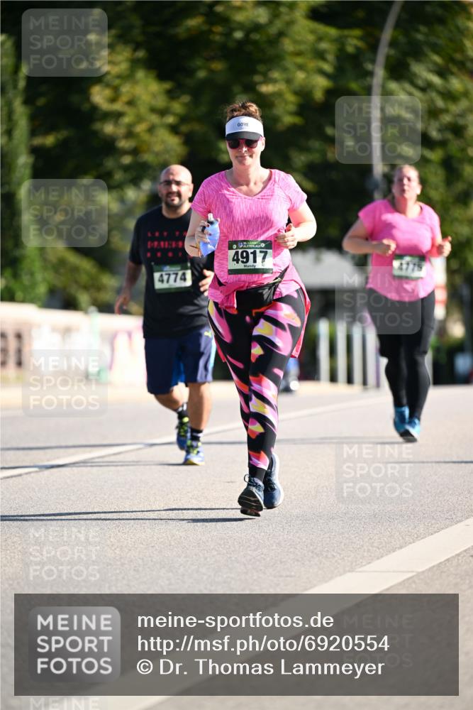 01.09.2024 - BARMER Alsterlauf Dr. Thomas Lammeyer http://msf.ph/oto/6920554 01.09.2024 09:52:15 Laufen 4774, 4917, 4779 meine-sportfotos.de
