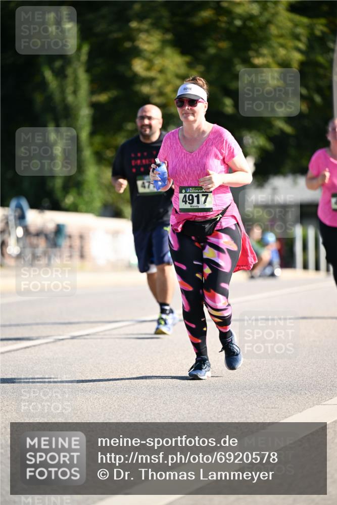 01.09.2024 - BARMER Alsterlauf Dr. Thomas Lammeyer http://msf.ph/oto/6920578 01.09.2024 09:52:15 Laufen 4917 meine-sportfotos.de