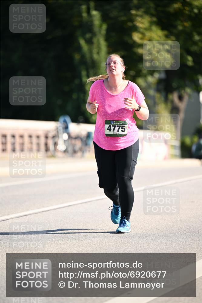 01.09.2024 - BARMER Alsterlauf Dr. Thomas Lammeyer http://msf.ph/oto/6920677 01.09.2024 09:52:19 Laufen 35, 4775 meine-sportfotos.de