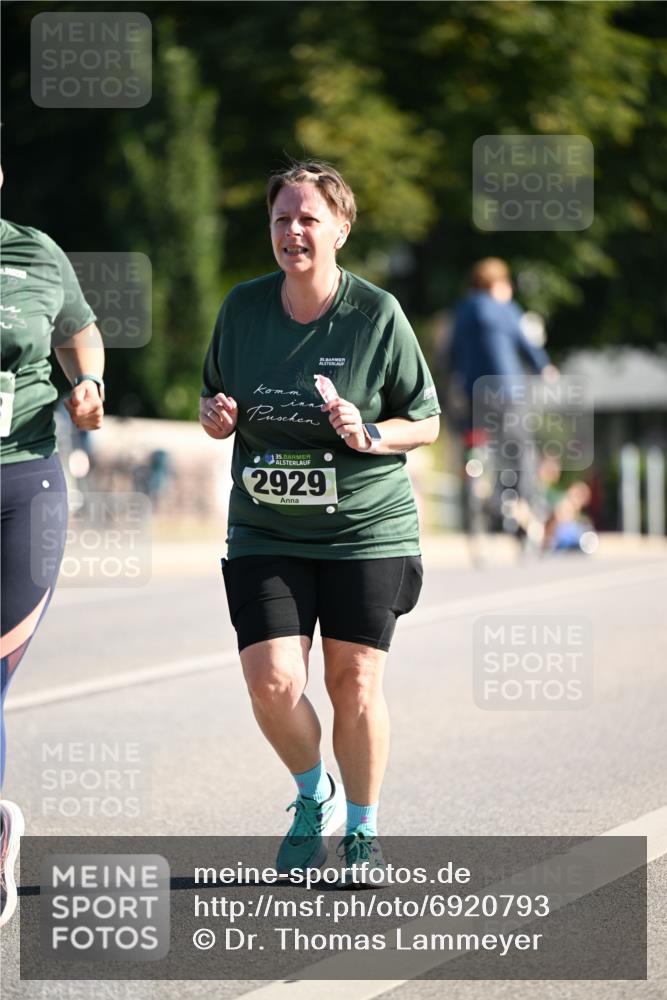 01.09.2024 - BARMER Alsterlauf Dr. Thomas Lammeyer http://msf.ph/oto/6920793 01.09.2024 09:52:35 Laufen 35, 635, 2929 meine-sportfotos.de