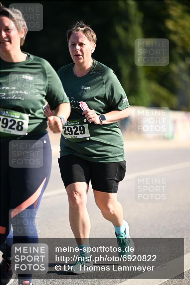 01.09.2024 - BARMER Alsterlauf Dr. Thomas Lammeyer http://msf.ph/oto/6920822 01.09.2024 09:52:36 Laufen 928, 35, 2929 meine-sportfotos.de