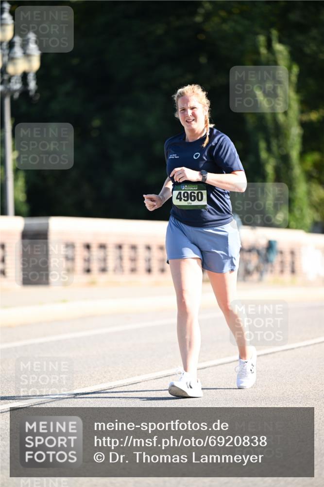 01.09.2024 - BARMER Alsterlauf Dr. Thomas Lammeyer http://msf.ph/oto/6920838 01.09.2024 09:52:47 Laufen 35, 4960 meine-sportfotos.de