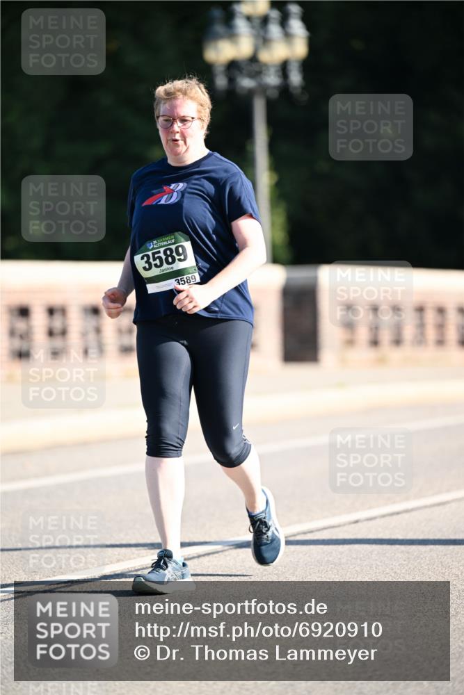01.09.2024 - BARMER Alsterlauf Dr. Thomas Lammeyer http://msf.ph/oto/6920910 01.09.2024 09:52:55 Laufen 35, 3589, 3589 meine-sportfotos.de