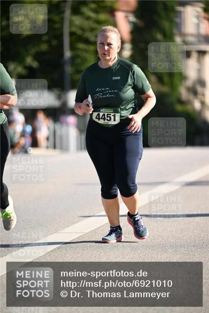 01.09.2024 - BARMER Alsterlauf Dr. Thomas Lammeyer http://msf.ph/oto/6921010 01.09.2024 09:53:03 Laufen 35, 35, 4451 meine-sportfotos.de