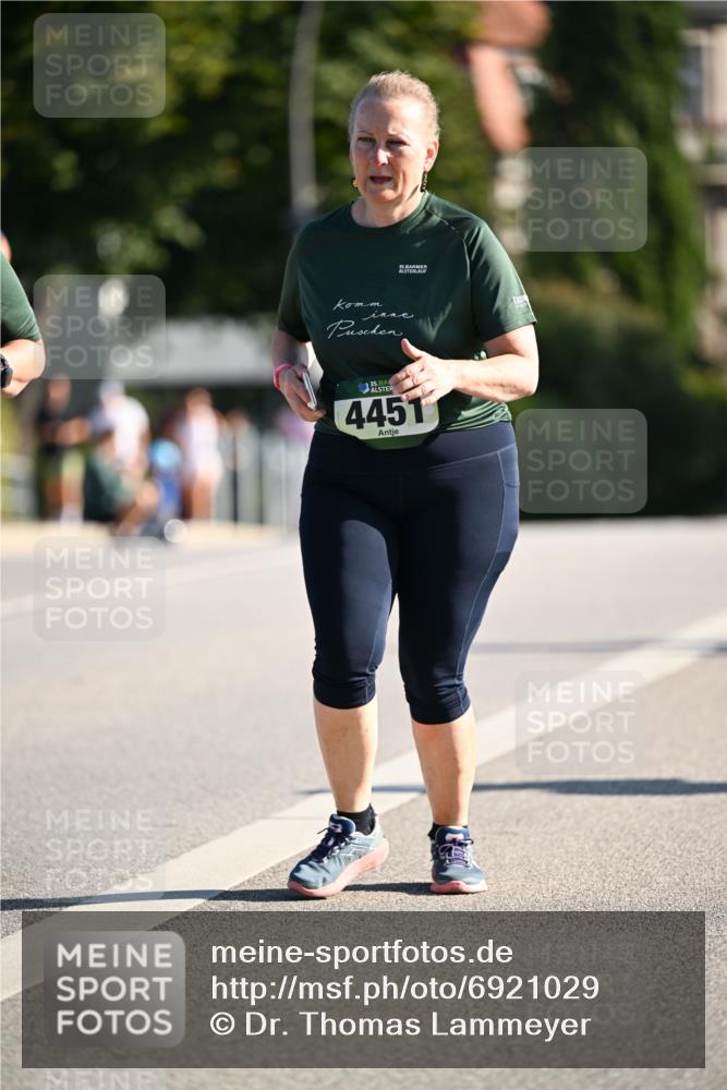 01.09.2024 - BARMER Alsterlauf Dr. Thomas Lammeyer http://msf.ph/oto/6921029 01.09.2024 09:53:03 Laufen 35, 35, 4451 meine-sportfotos.de