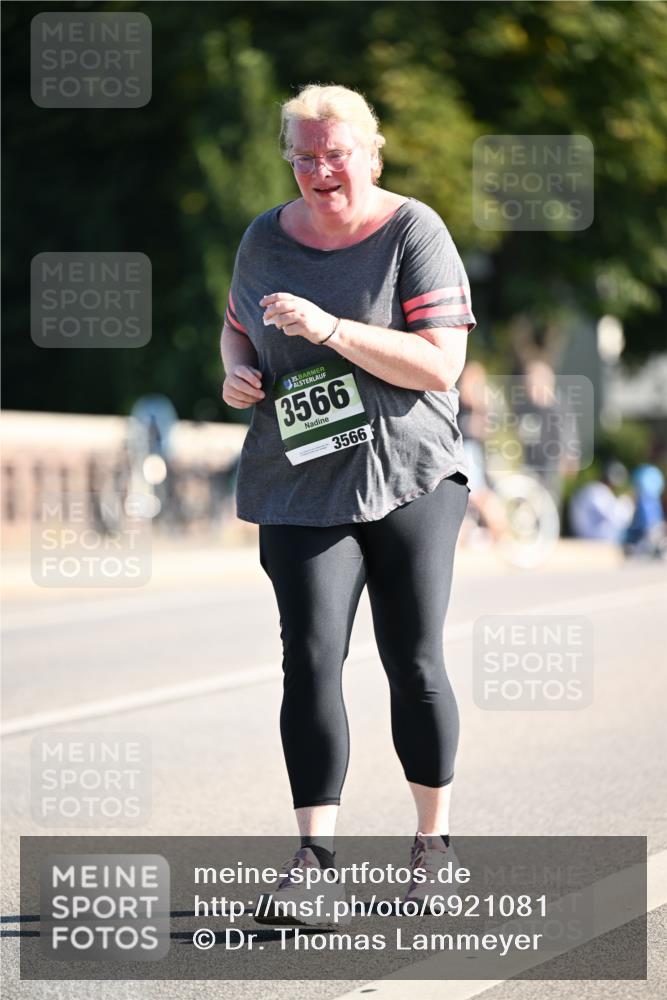 01.09.2024 - BARMER Alsterlauf Dr. Thomas Lammeyer http://msf.ph/oto/6921081 01.09.2024 09:53:25 Laufen 35, 3566, 3566 meine-sportfotos.de