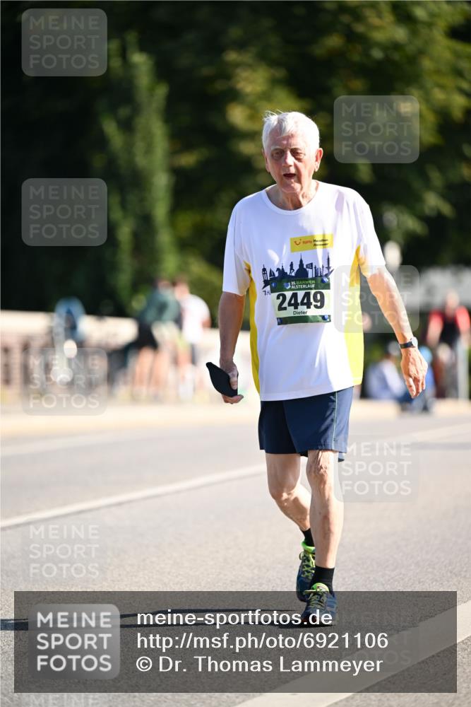 01.09.2024 - BARMER Alsterlauf Dr. Thomas Lammeyer http://msf.ph/oto/6921106 01.09.2024 09:53:44 Laufen 7, 35, 2449 meine-sportfotos.de