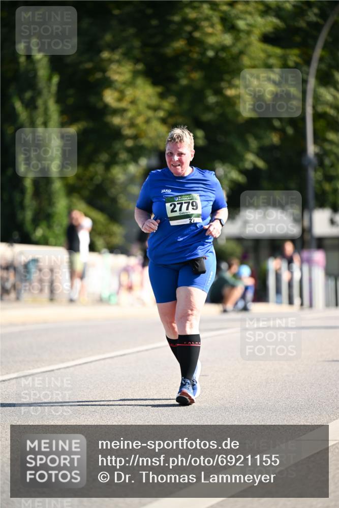 01.09.2024 - BARMER Alsterlauf Dr. Thomas Lammeyer http://msf.ph/oto/6921155 01.09.2024 09:53:49 Laufen 2779, 27 meine-sportfotos.de