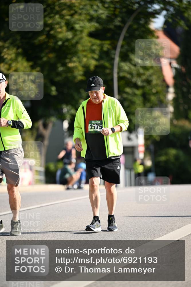 01.09.2024 - BARMER Alsterlauf Dr. Thomas Lammeyer http://msf.ph/oto/6921193 01.09.2024 09:53:54 Laufen 135, 3575 meine-sportfotos.de