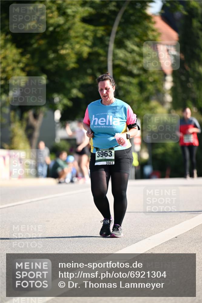 01.09.2024 - BARMER Alsterlauf Dr. Thomas Lammeyer http://msf.ph/oto/6921304 01.09.2024 09:54:06 Laufen 3963, 3963 meine-sportfotos.de