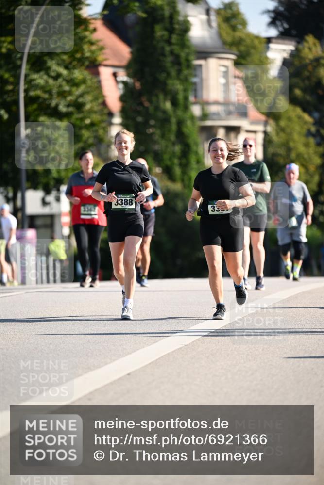01.09.2024 - BARMER Alsterlauf Dr. Thomas Lammeyer http://msf.ph/oto/6921366 01.09.2024 09:54:10 Laufen 3388, 335 meine-sportfotos.de