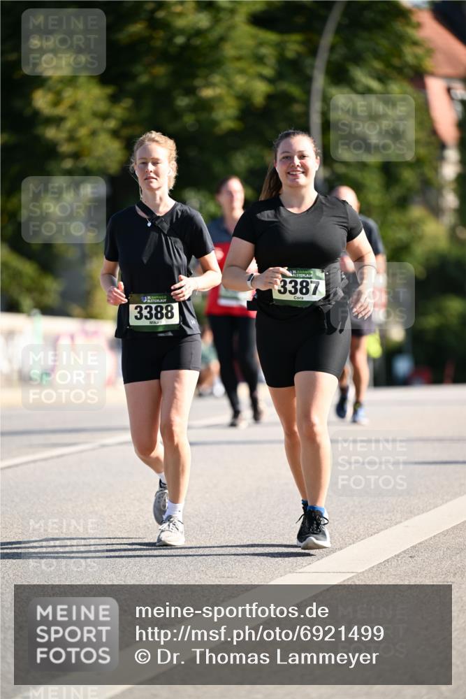 01.09.2024 - BARMER Alsterlauf Dr. Thomas Lammeyer http://msf.ph/oto/6921499 01.09.2024 09:54:14 Laufen 135, 3388, 35, 3387 meine-sportfotos.de