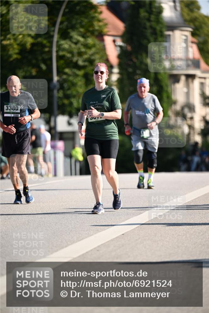 01.09.2024 - BARMER Alsterlauf Dr. Thomas Lammeyer http://msf.ph/oto/6921524 01.09.2024 09:54:16 Laufen 3380, 3880 meine-sportfotos.de