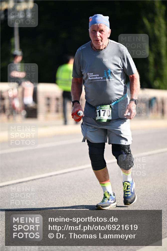 01.09.2024 - BARMER Alsterlauf Dr. Thomas Lammeyer http://msf.ph/oto/6921619 01.09.2024 09:54:24 Laufen 8, 170 meine-sportfotos.de