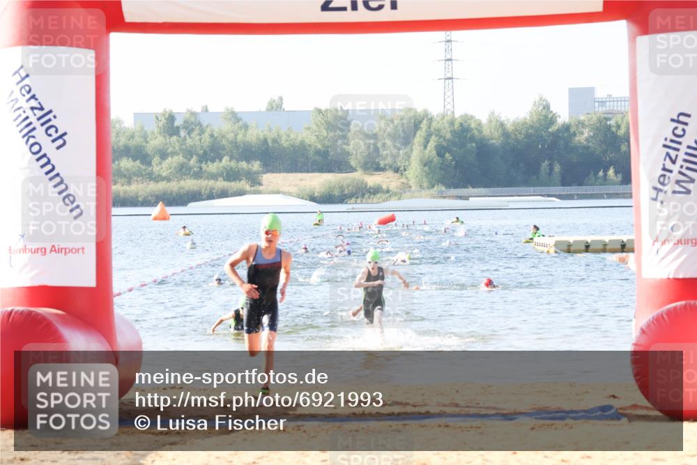 01.09.2024 - 17. Tribühne Triathlon Luisa Fischer http://msf.ph/oto/6921993 01.09.2024 09:29:02 Schwimmen 57, 94, 111, 134 meine-sportfotos.de