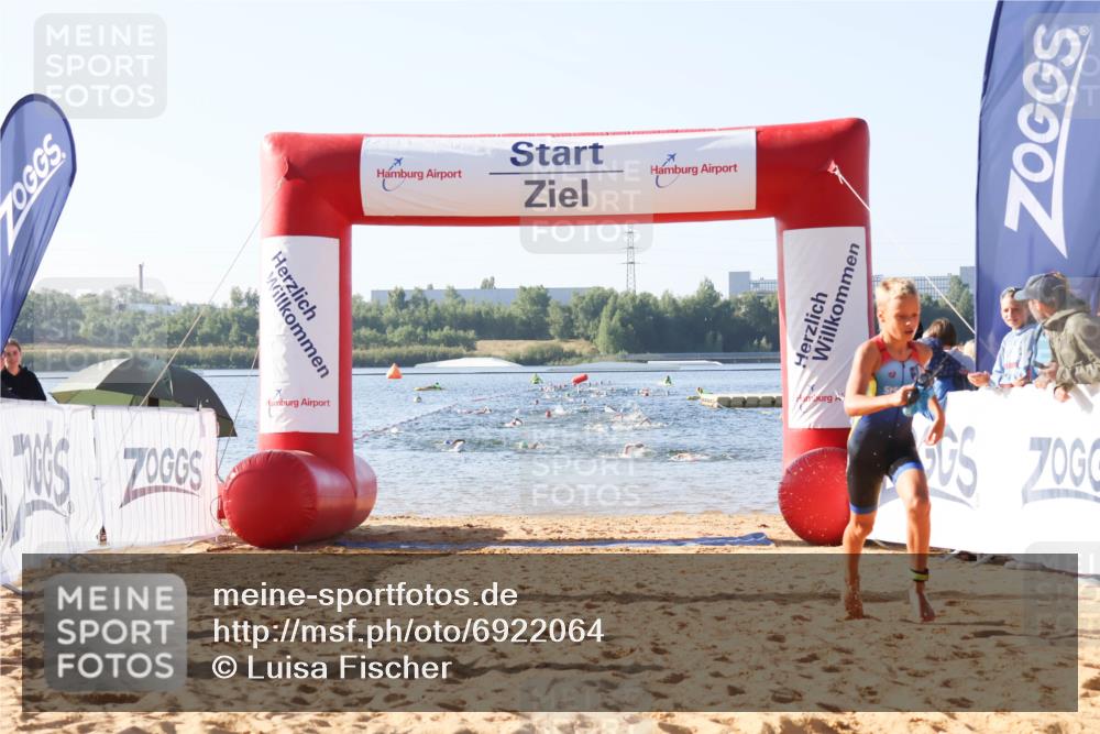 01.09.2024 - 17. Tribühne Triathlon Luisa Fischer http://msf.ph/oto/6922064 01.09.2024 09:29:14 Schwimmen 94, 111, 135 meine-sportfotos.de