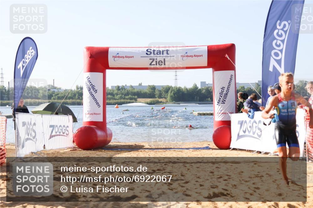01.09.2024 - 17. Tribühne Triathlon Luisa Fischer http://msf.ph/oto/6922067 01.09.2024 09:29:15 Schwimmen 94, 111, 135 meine-sportfotos.de