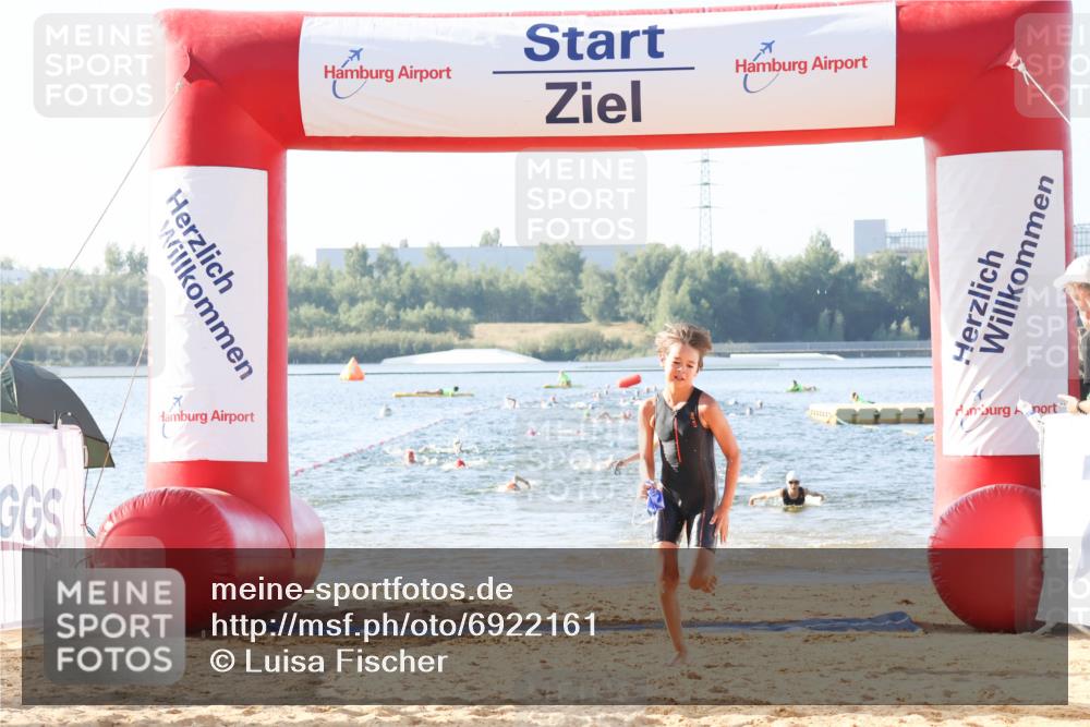01.09.2024 - 17. Tribühne Triathlon Luisa Fischer http://msf.ph/oto/6922161 01.09.2024 09:29:36 Schwimmen 67, 71, 89, 119, 131, 132 meine-sportfotos.de