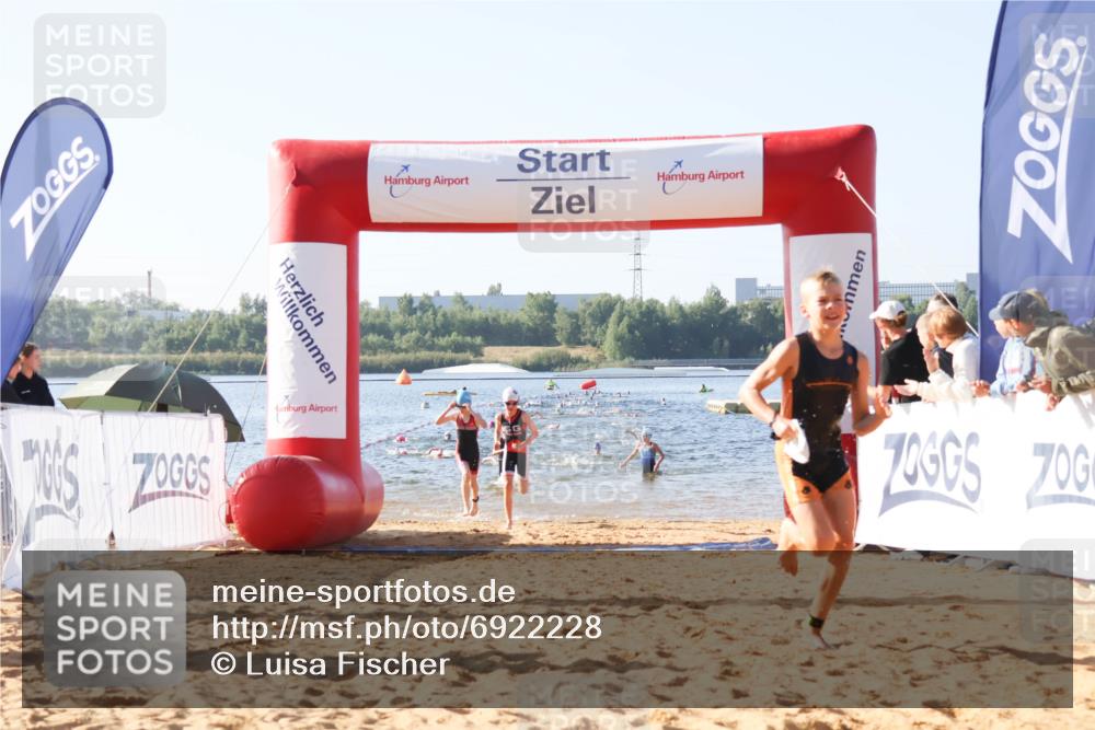 01.09.2024 - 17. Tribühne Triathlon Luisa Fischer http://msf.ph/oto/6922228 01.09.2024 09:29:46 Schwimmen 67, 90, 106, 130, 132, 133 meine-sportfotos.de