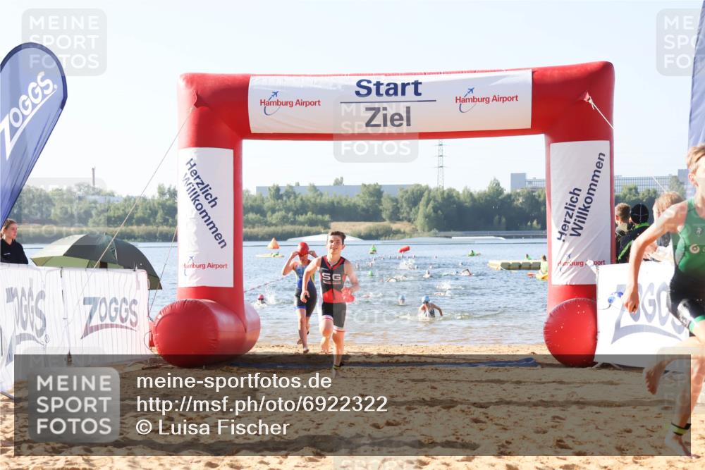 01.09.2024 - 17. Tribühne Triathlon Luisa Fischer http://msf.ph/oto/6922322 01.09.2024 09:30:03 Schwimmen 62, 66, 79, 84, 106, 110, 125 meine-sportfotos.de