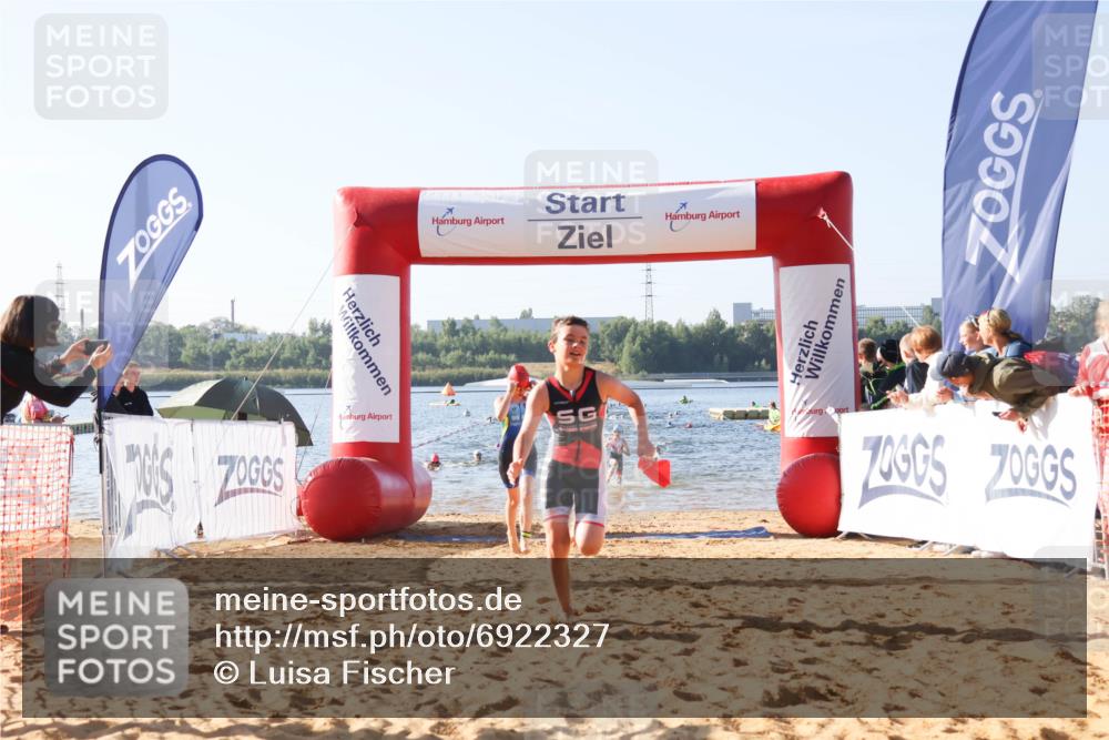 01.09.2024 - 17. Tribühne Triathlon Luisa Fischer http://msf.ph/oto/6922327 01.09.2024 09:30:04 Schwimmen 62, 66, 79, 84, 110, 125 meine-sportfotos.de