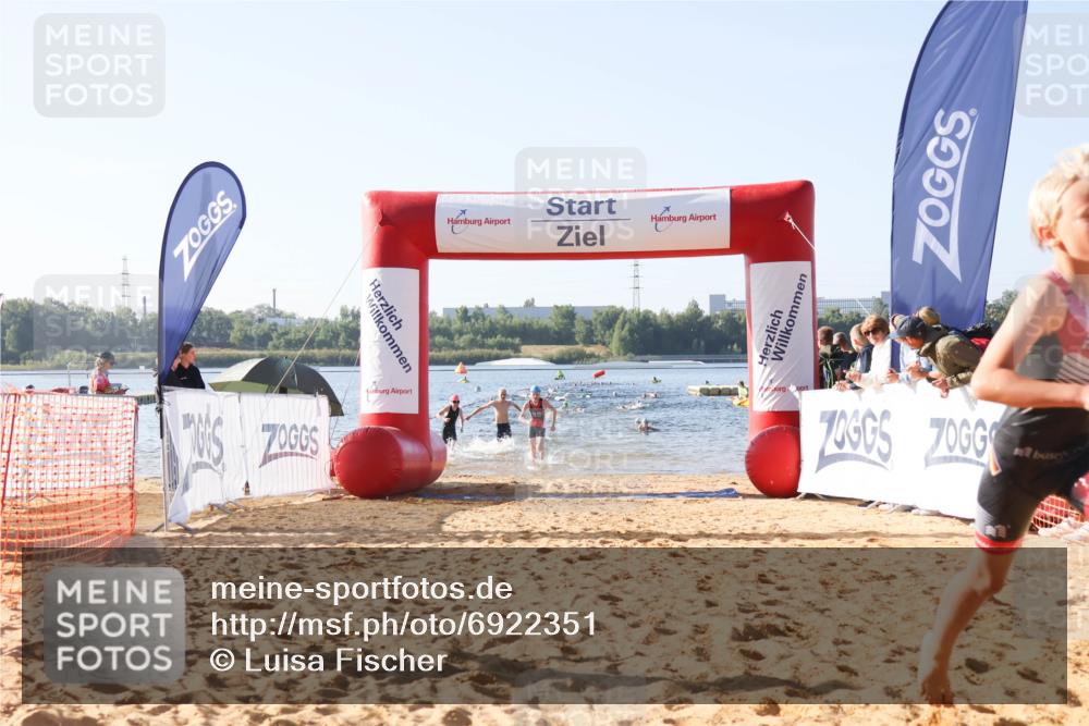 01.09.2024 - 17. Tribühne Triathlon Luisa Fischer http://msf.ph/oto/6922351 01.09.2024 09:30:12 Schwimmen 62, 65, 68, 79, 84, 103 meine-sportfotos.de