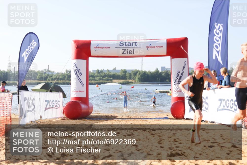 01.09.2024 - 17. Tribühne Triathlon Luisa Fischer http://msf.ph/oto/6922369 01.09.2024 09:30:18 Schwimmen 65, 68, 79, 96, 103, 112 meine-sportfotos.de