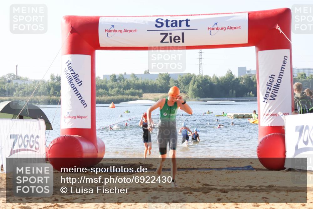 01.09.2024 - 17. Tribühne Triathlon Luisa Fischer http://msf.ph/oto/6922430 01.09.2024 09:30:38 Schwimmen 63, 83, 85, 99, 124, 127 meine-sportfotos.de