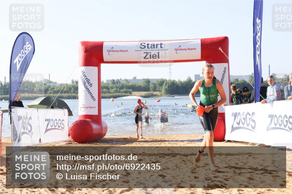 01.09.2024 - 17. Tribühne Triathlon Luisa Fischer http://msf.ph/oto/6922435 01.09.2024 09:30:40 Schwimmen 63, 83, 85, 99, 100, 124, 127 meine-sportfotos.de