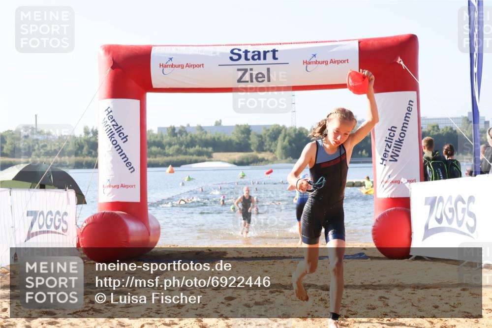 01.09.2024 - 17. Tribühne Triathlon Luisa Fischer http://msf.ph/oto/6922446 01.09.2024 09:30:43 Schwimmen 83, 85, 99, 100, 124 meine-sportfotos.de