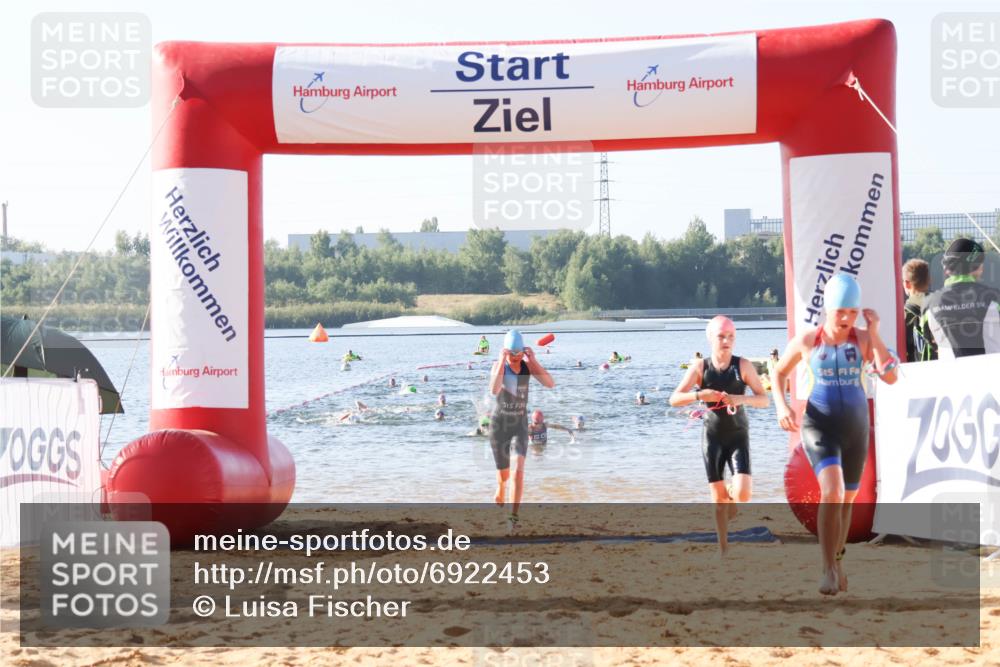 01.09.2024 - 17. Tribühne Triathlon Luisa Fischer http://msf.ph/oto/6922453 01.09.2024 09:30:46 Schwimmen 83, 85, 88, 99, 100, 124 meine-sportfotos.de