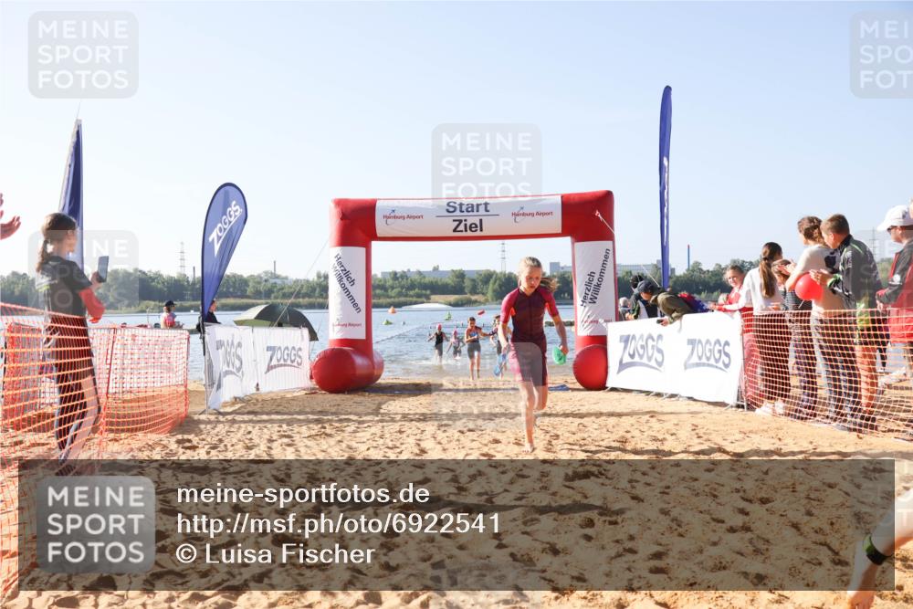 01.09.2024 - 17. Tribühne Triathlon Luisa Fischer http://msf.ph/oto/6922541 01.09.2024 09:31:12 Schwimmen 58, 70, 75, 77, 78, 81, 86, 87, 97, 104, 113, 128, 129, 136 meine-sportfotos.de